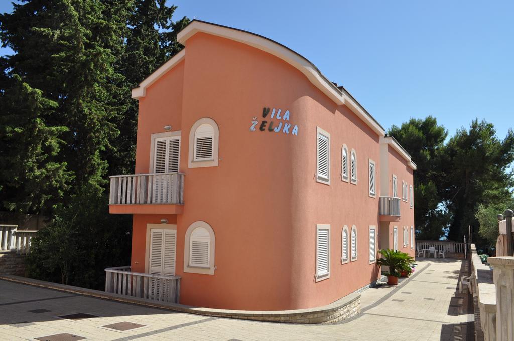 Apartments Sulekic Sveti Filip i Jakov Exteriör bild