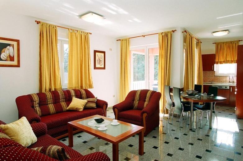 Apartments Sulekic Sveti Filip i Jakov Rum bild